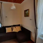 Apartament Shafaly